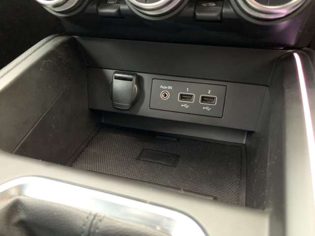 Fahrzeugbild eines Renault Clio