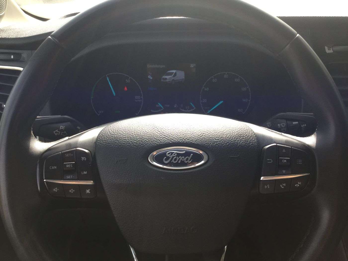 Fahrzeugbild eines Ford Transit