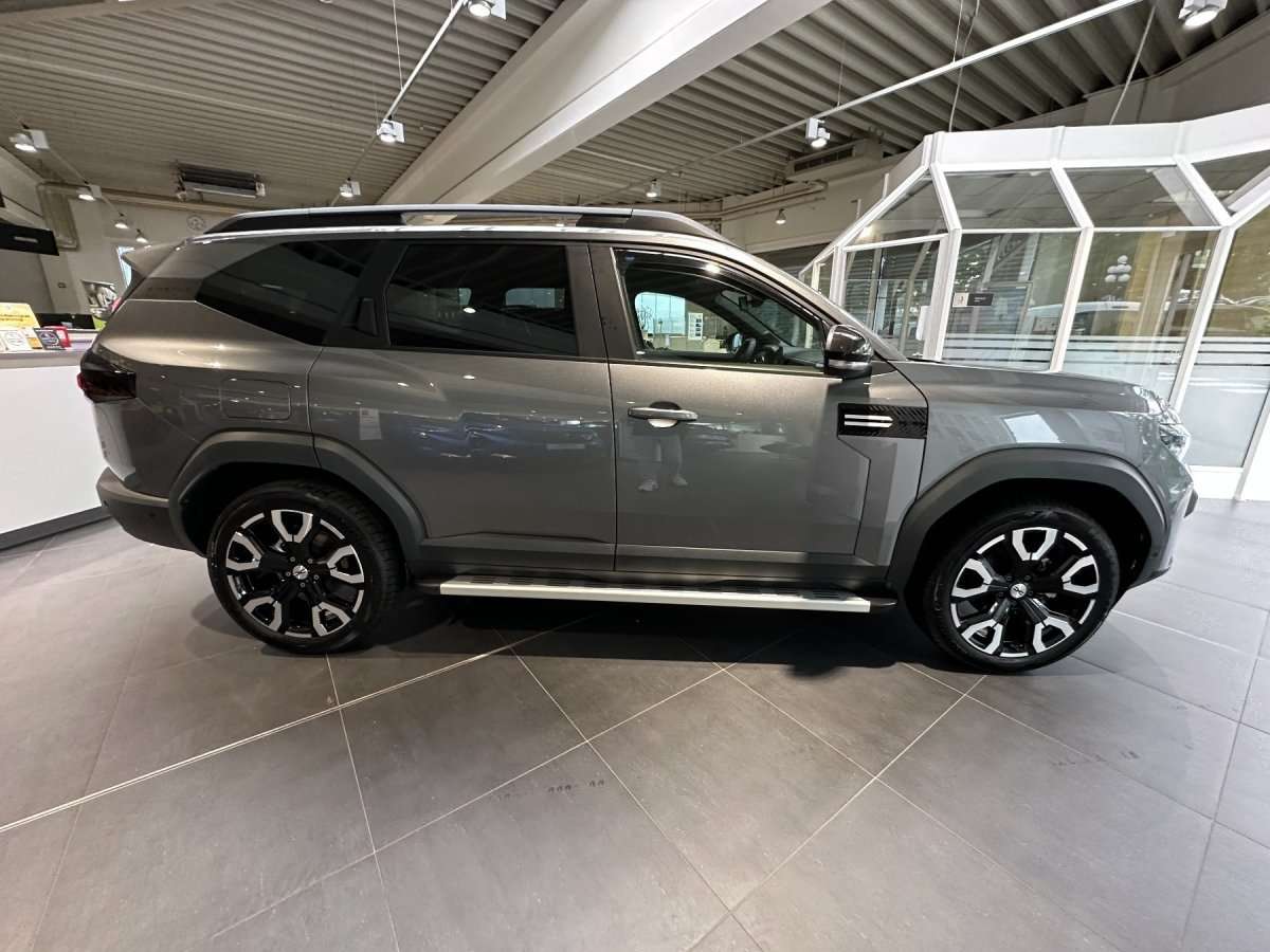 Fahrzeugbild eines Dacia Bigster