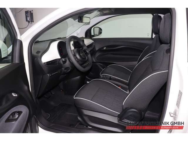Fahrzeugbild eines Fiat 500