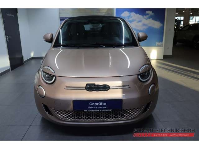 Fahrzeugbild eines Fiat 500