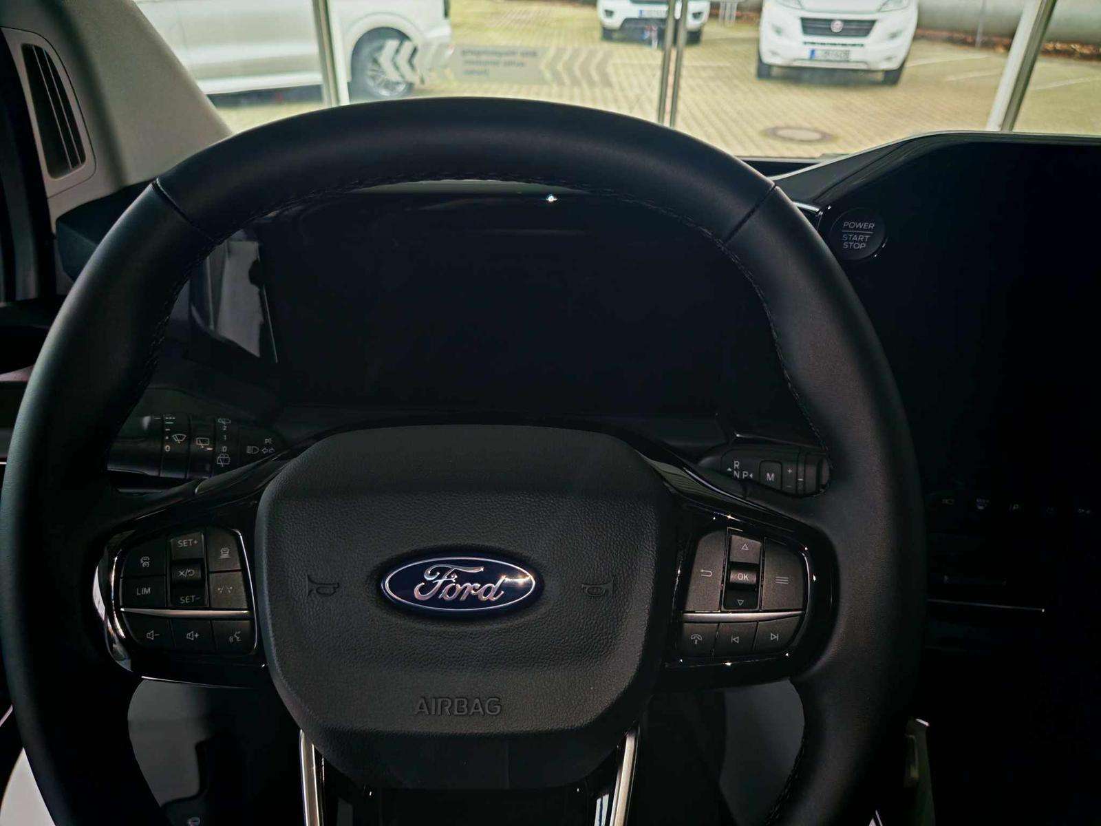 Fahrzeugbild eines Ford Tourneo Custom