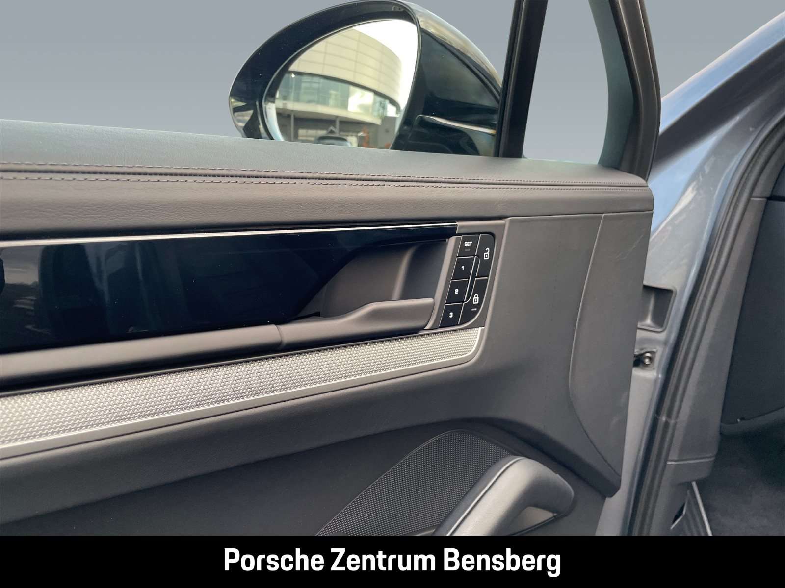 Fahrzeugbild eines Porsche Cayenne