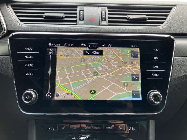 Fahrzeugbild eines Skoda Superb