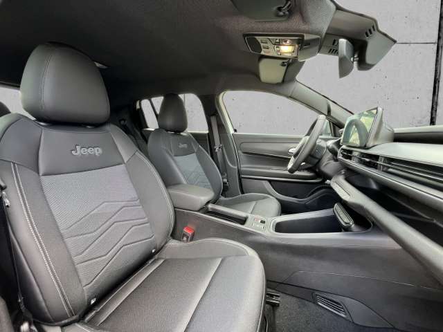 Fahrzeugbild eines Jeep Avenger