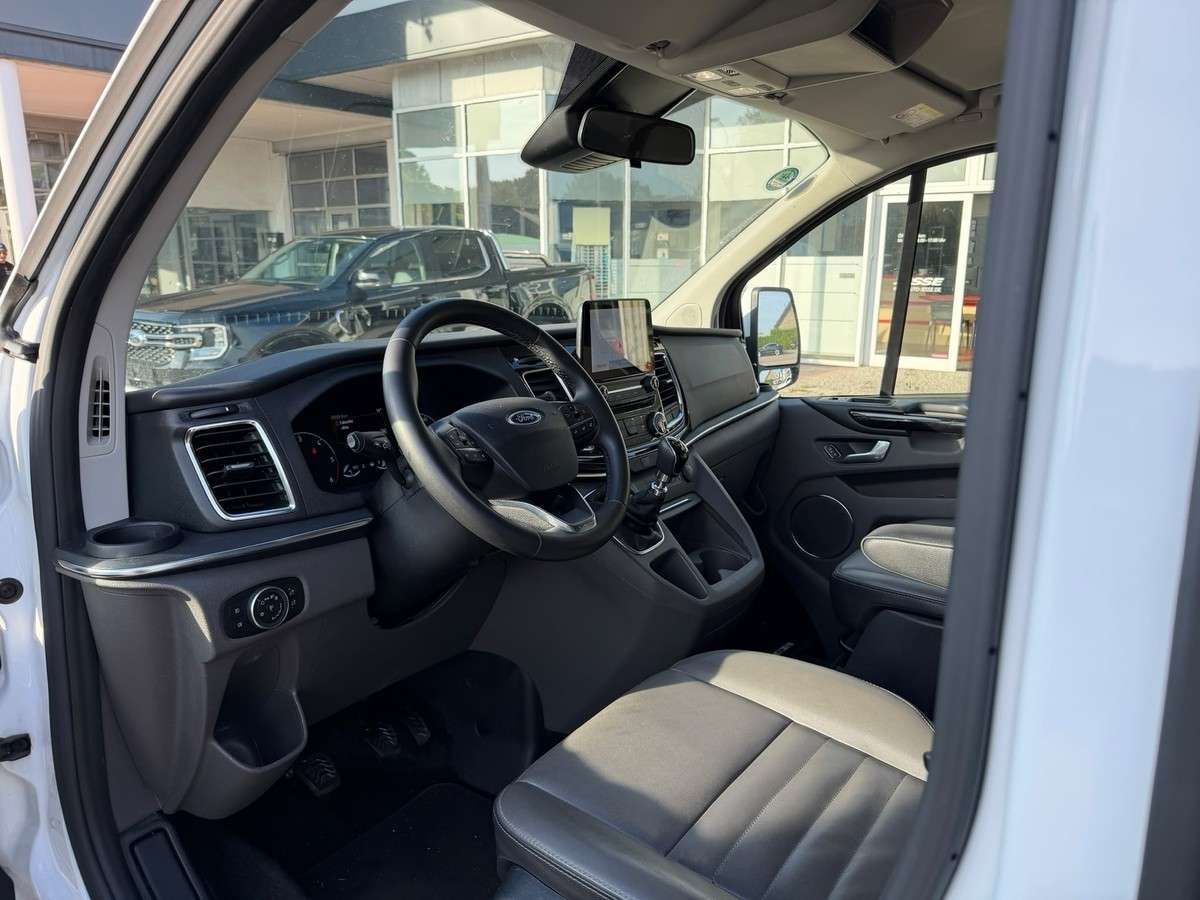 Fahrzeugbild eines Ford Tourneo Custom