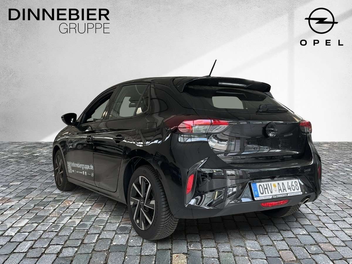 Fahrzeugbild eines Opel Corsa