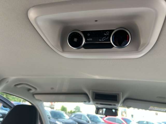 Fahrzeugbild eines Ford Tourneo Custom