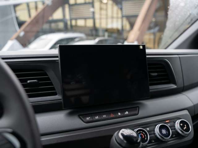 Fahrzeugbild eines Nissan Interstar