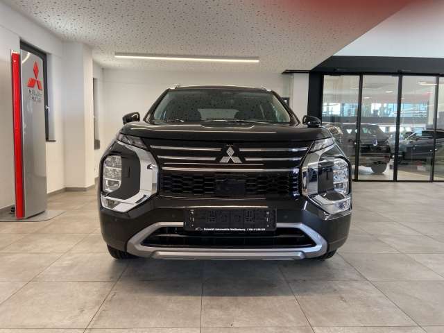 Fahrzeugbild eines Mitsubishi Outlander