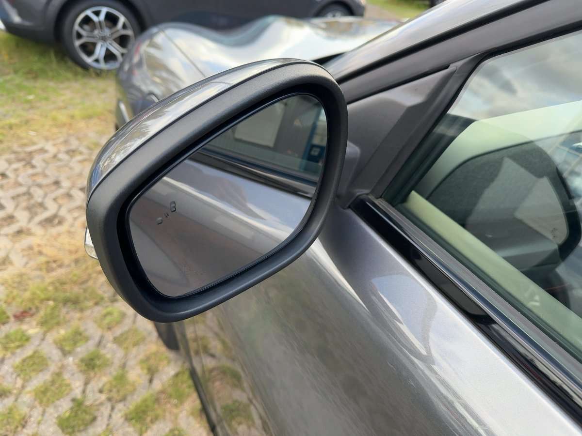 Fahrzeugbild eines Ford Mustang Mach-E