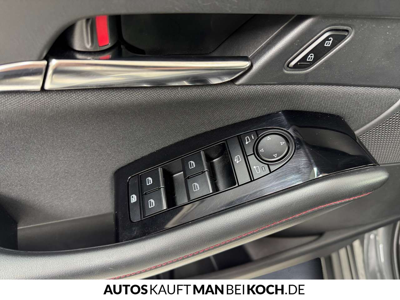 Fahrzeugbild eines Mazda CX-30