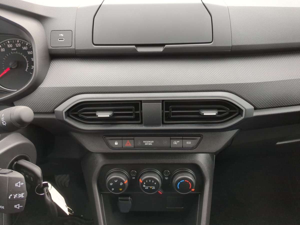 Fahrzeugbild eines Dacia Jogger