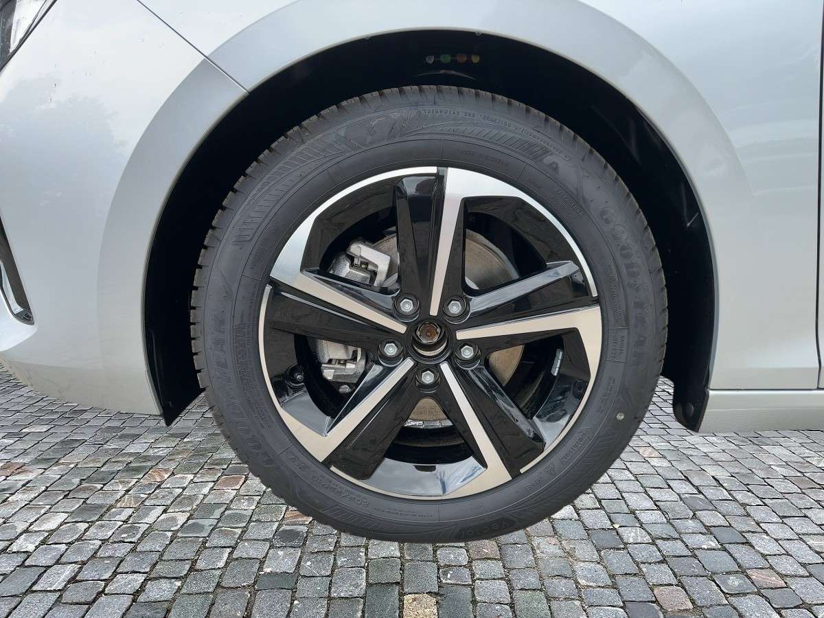 Fahrzeugbild eines Opel Astra