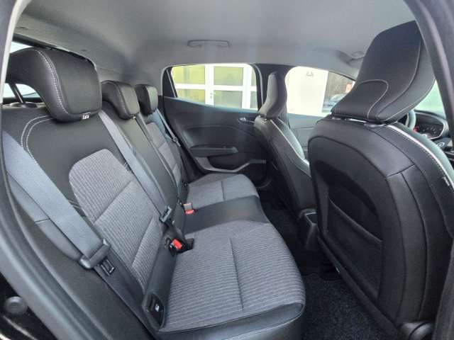 Fahrzeugbild eines Renault Clio