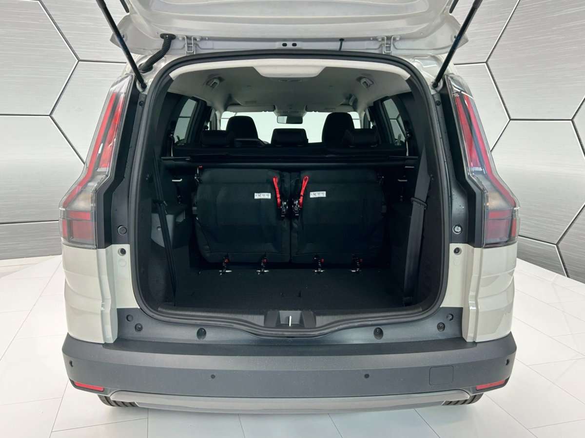 Fahrzeugbild eines Dacia Jogger