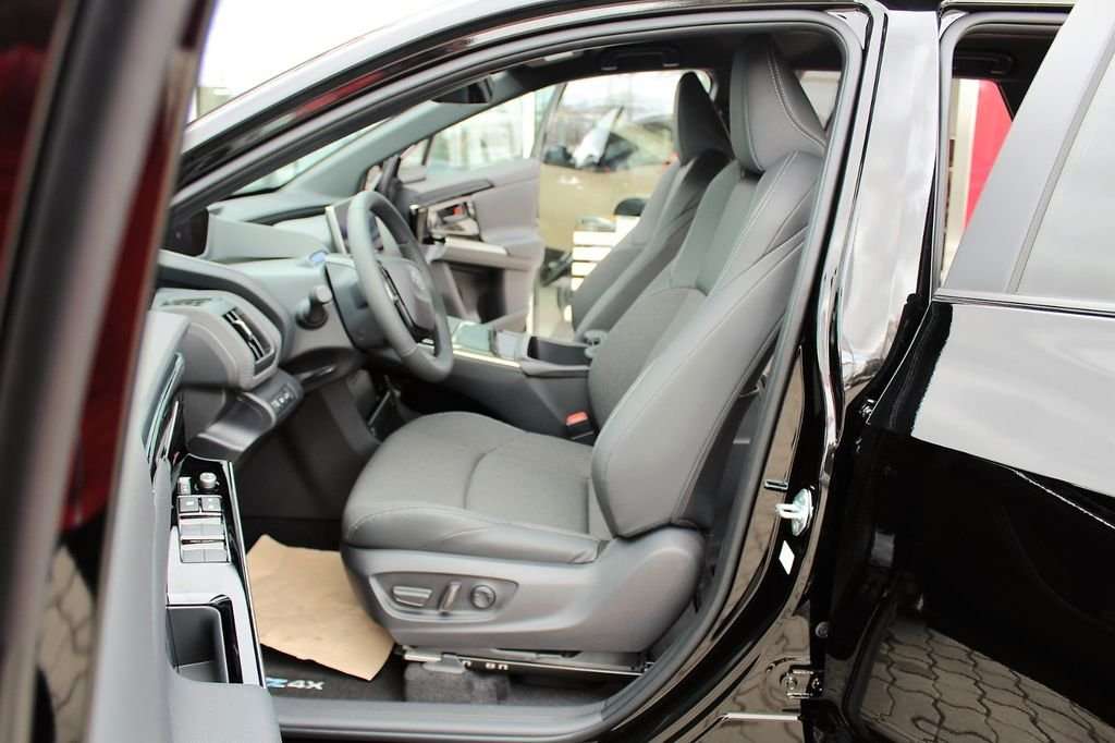 Fahrzeugbild eines Toyota bZ4X