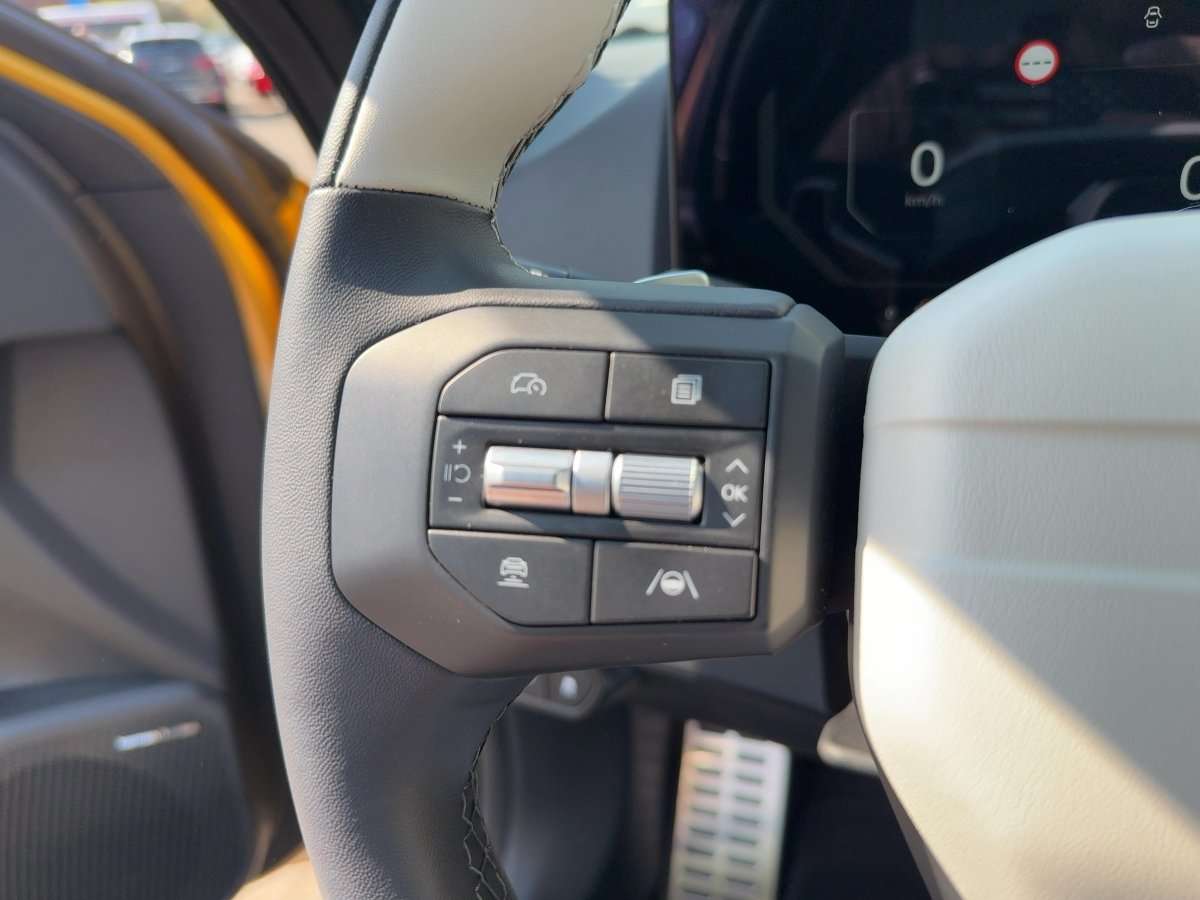 Fahrzeugbild eines Kia K4