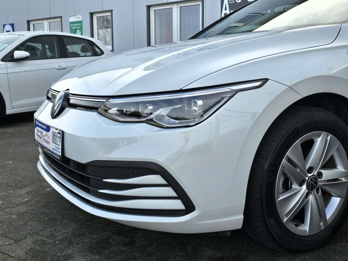Fahrzeugbild eines Volkswagen Golf