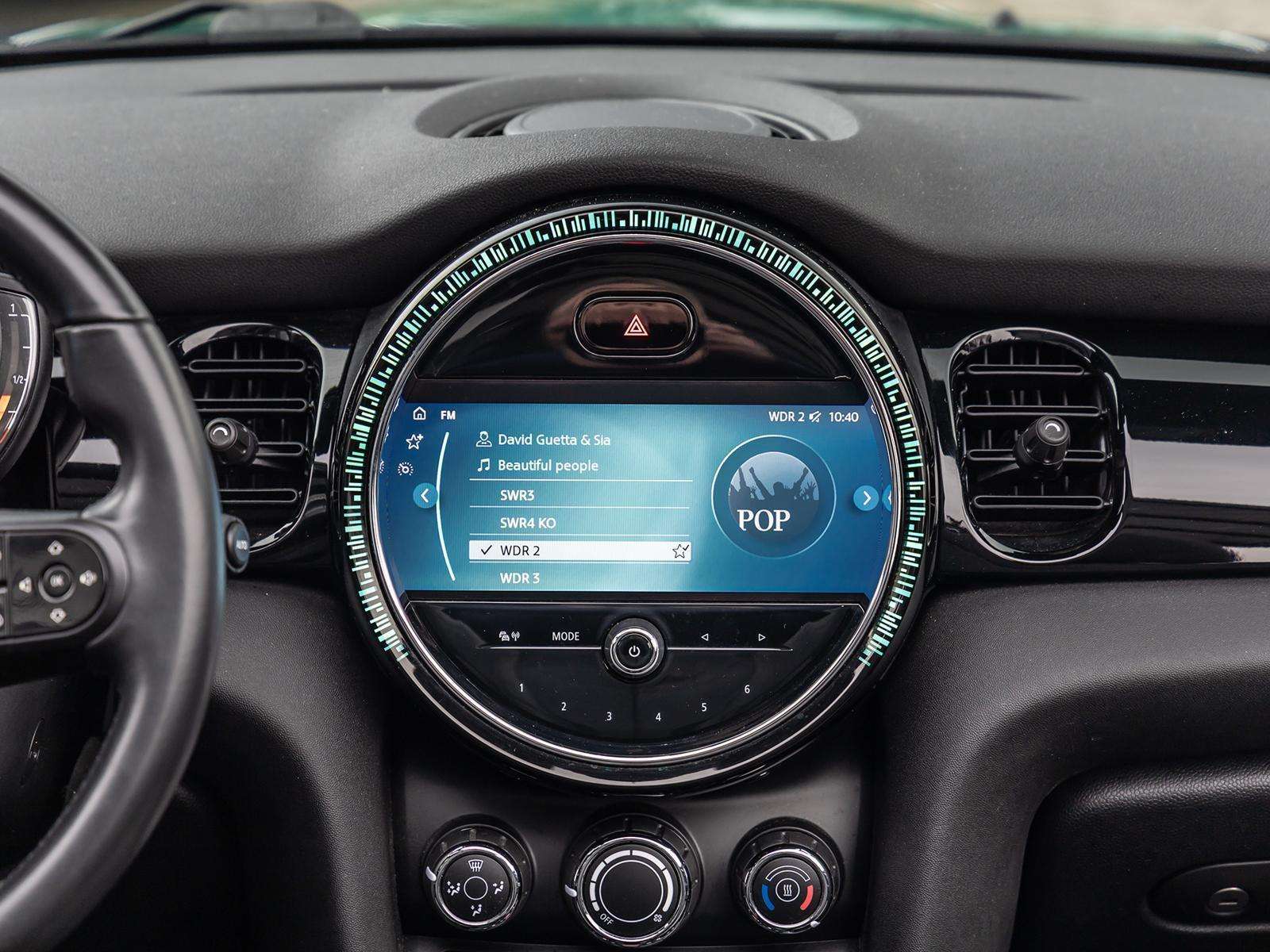 Fahrzeugbild eines MINI COOPER