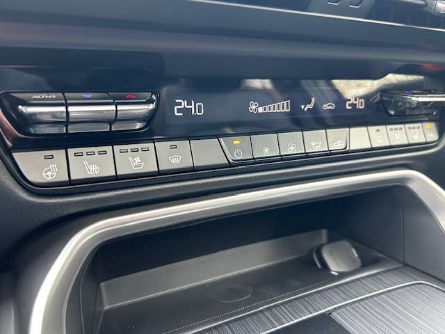 Fahrzeugbild eines Mazda CX-60