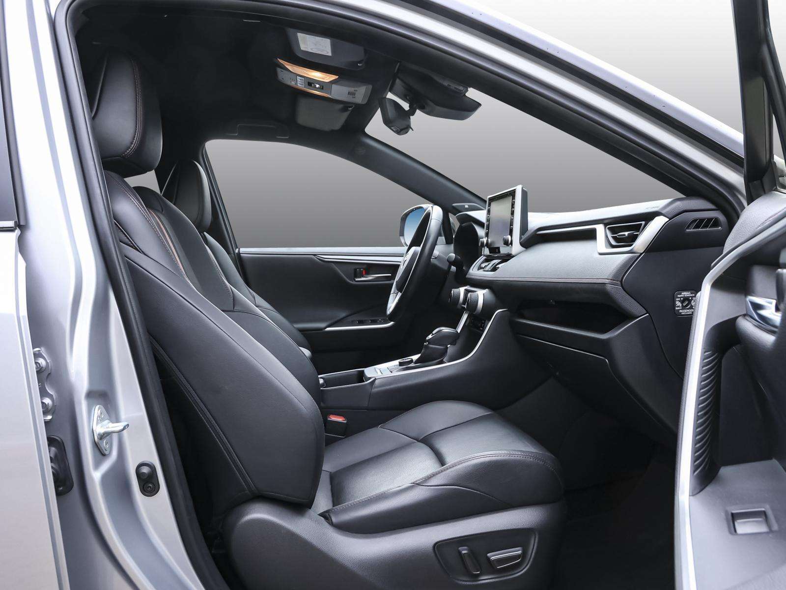 Fahrzeugbild eines Toyota RAV4