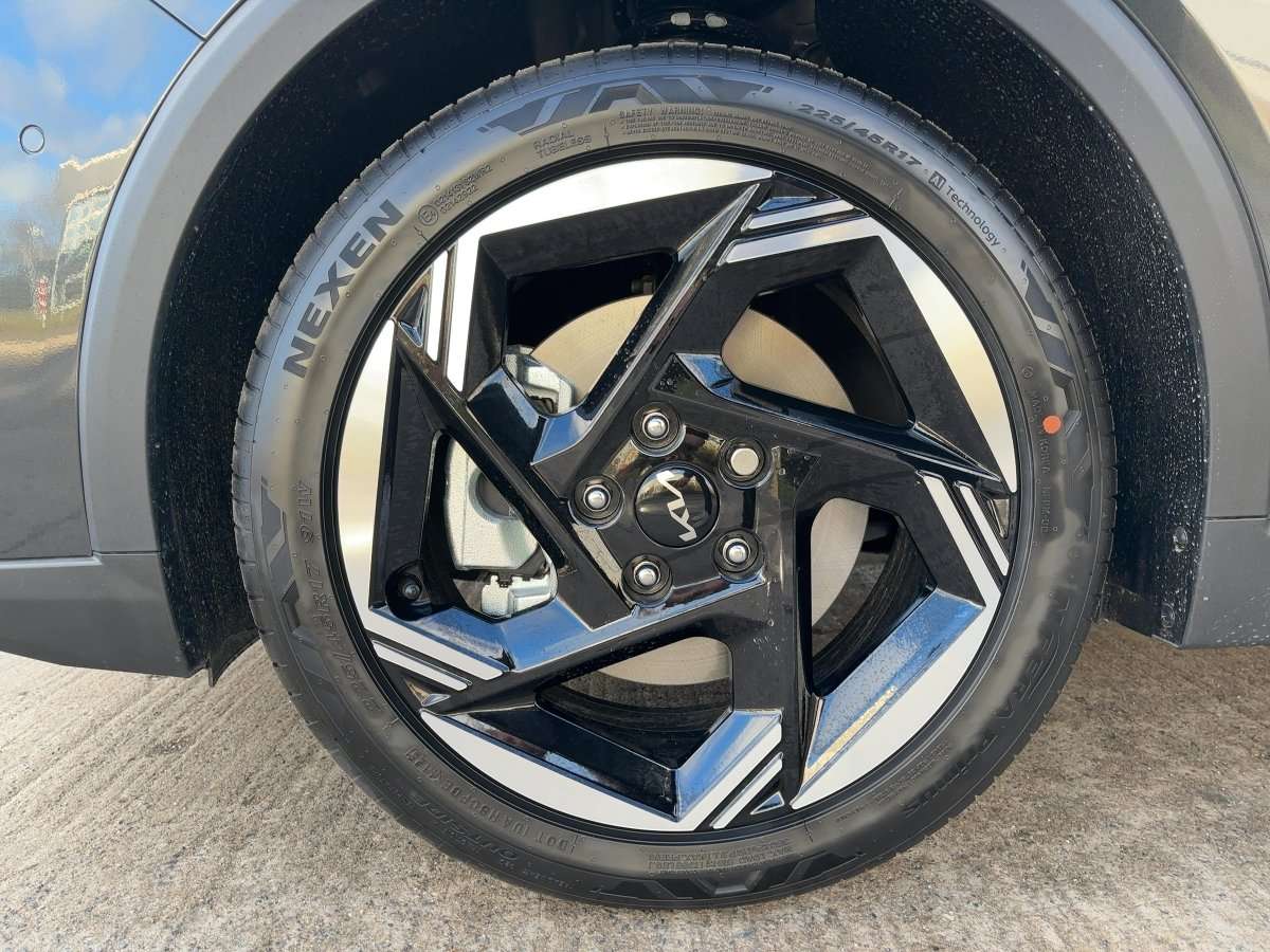 Fahrzeugbild eines Kia K4