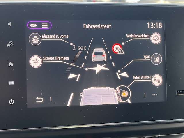 Fahrzeugbild eines Renault Trafic