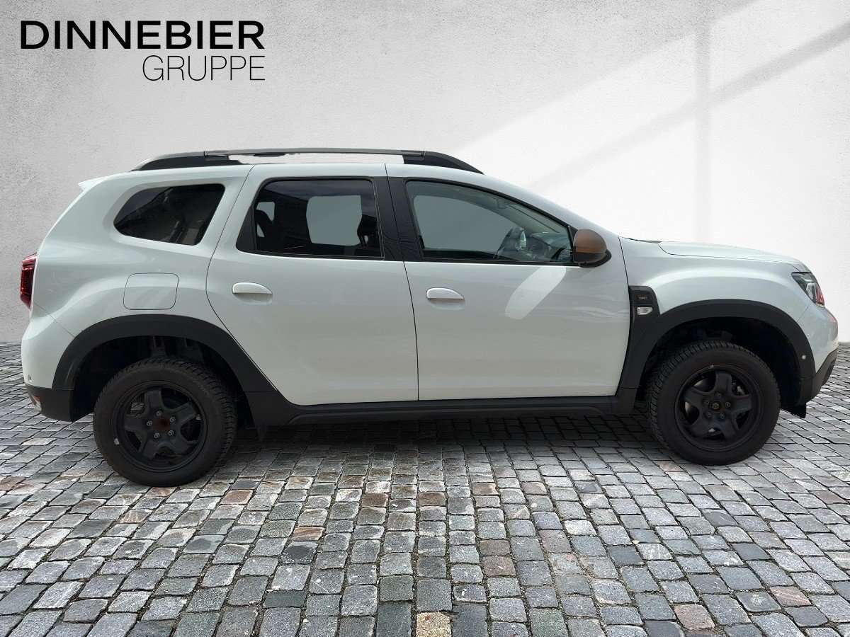 Fahrzeugbild eines Dacia Duster