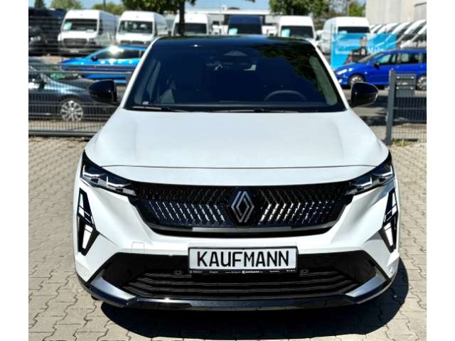 Fahrzeugbild eines Renault Rafale