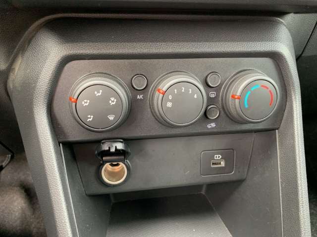 Fahrzeugbild eines Dacia Jogger