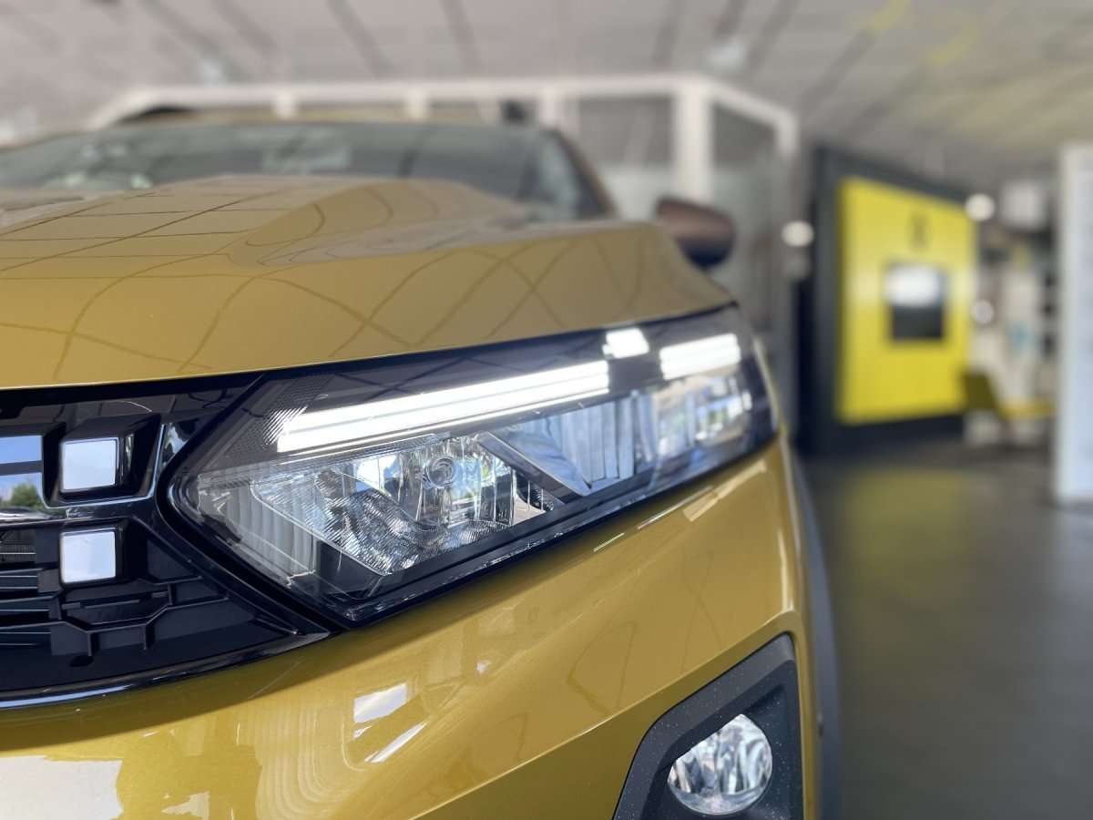 Fahrzeugbild eines Dacia Sandero