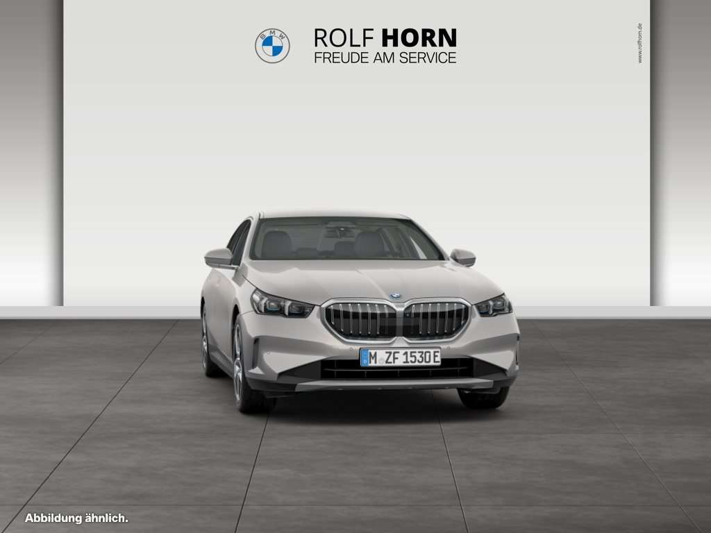 Fahrzeugbild eines BMW 5er-Reihe