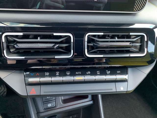 Fahrzeugbild eines Renault 5 E-TECH