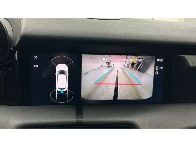 Fahrzeugbild eines Porsche Taycan