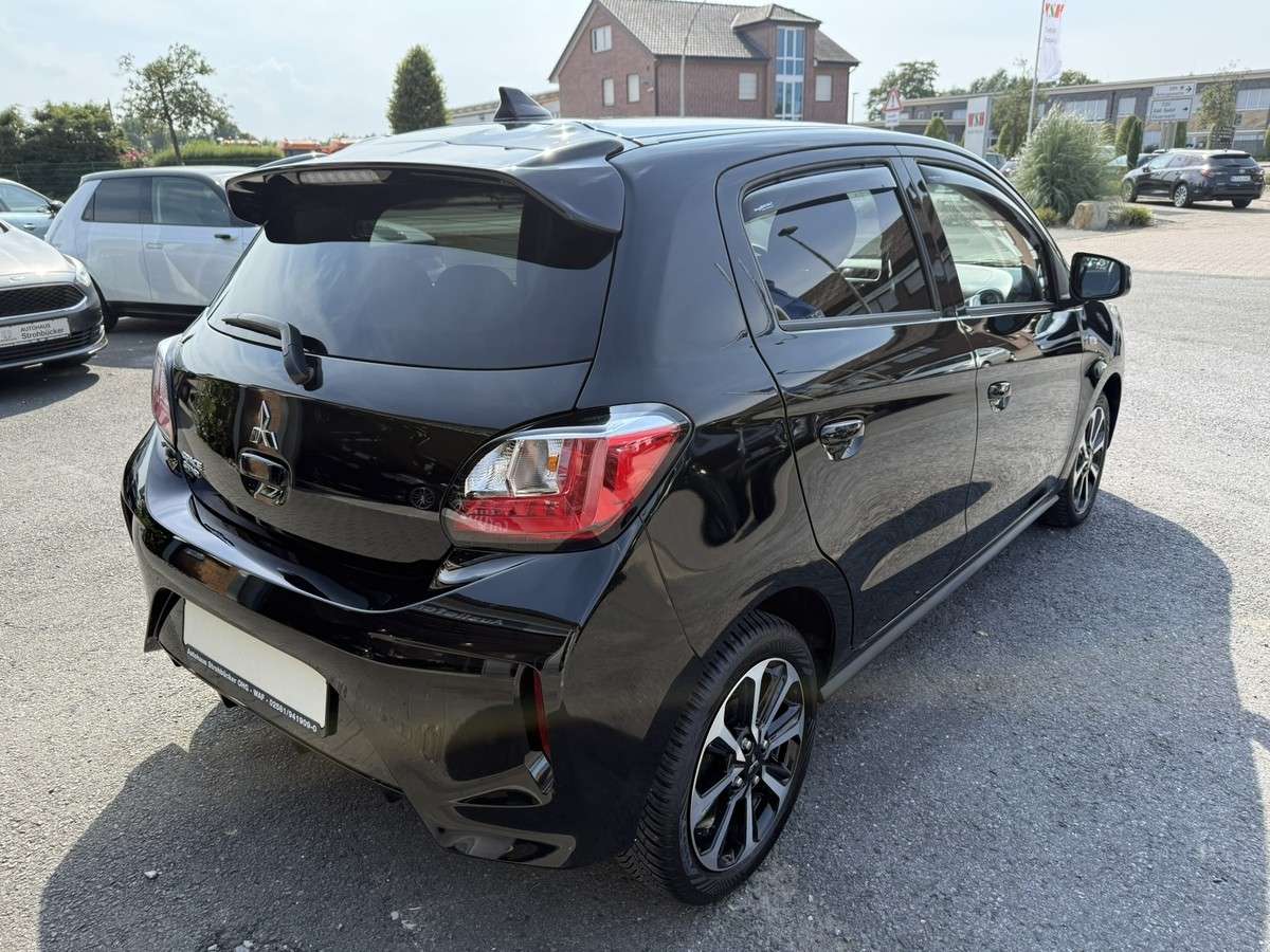 Fahrzeugbild eines Mitsubishi Space Star