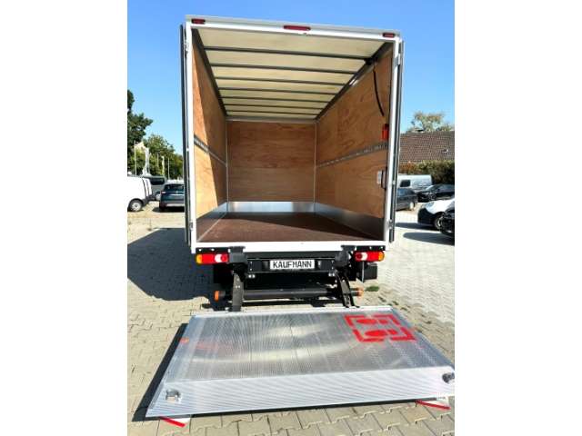 Fahrzeugbild eines Renault Master