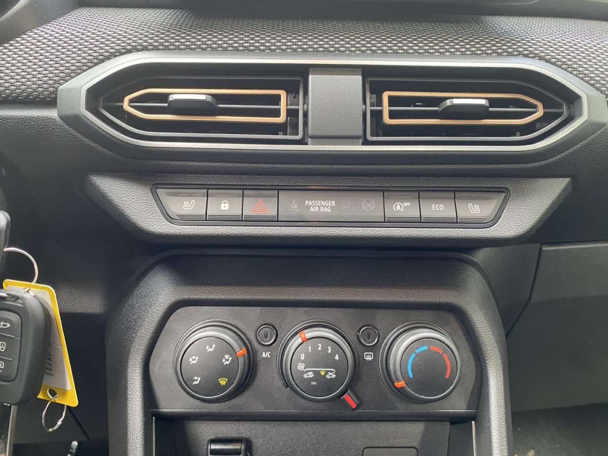 Fahrzeugbild eines Dacia Sandero