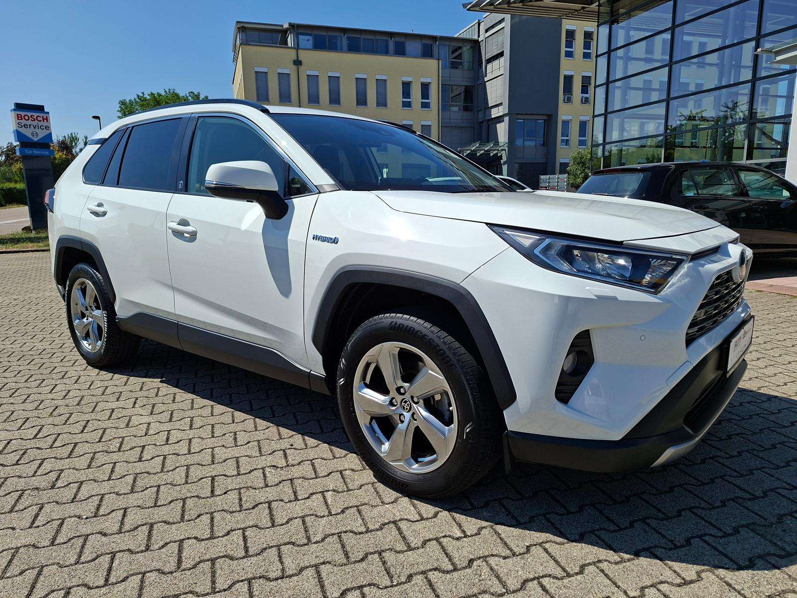 Fahrzeugbild eines Toyota RAV4