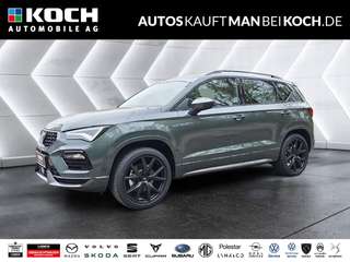 Schräge Frontansicht auf einen CUPRA Ateca , freigestellt