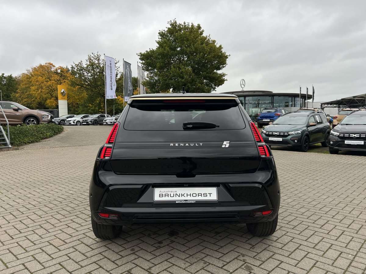 Fahrzeugbild eines Renault 5 E-TECH
