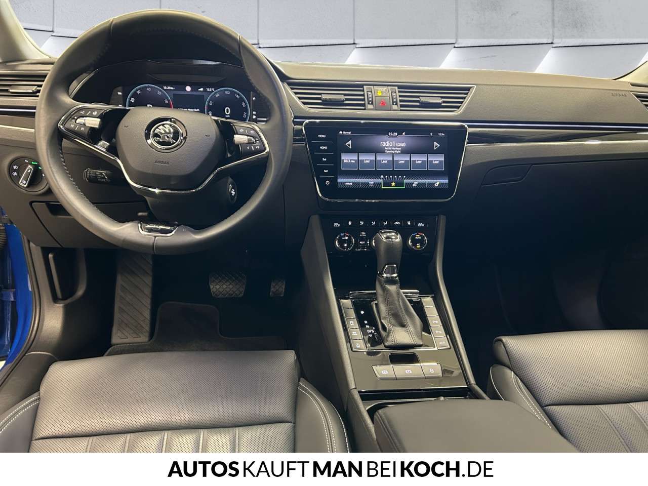 Fahrzeugbild eines Skoda Superb