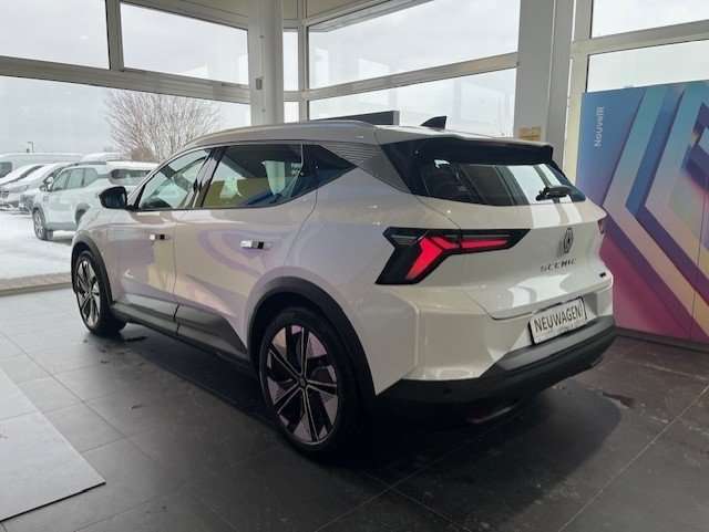 Fahrzeugbild eines Renault Scenic E-TECH