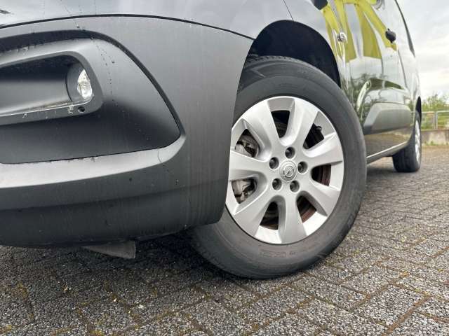Fahrzeugbild eines Opel Combo Electric