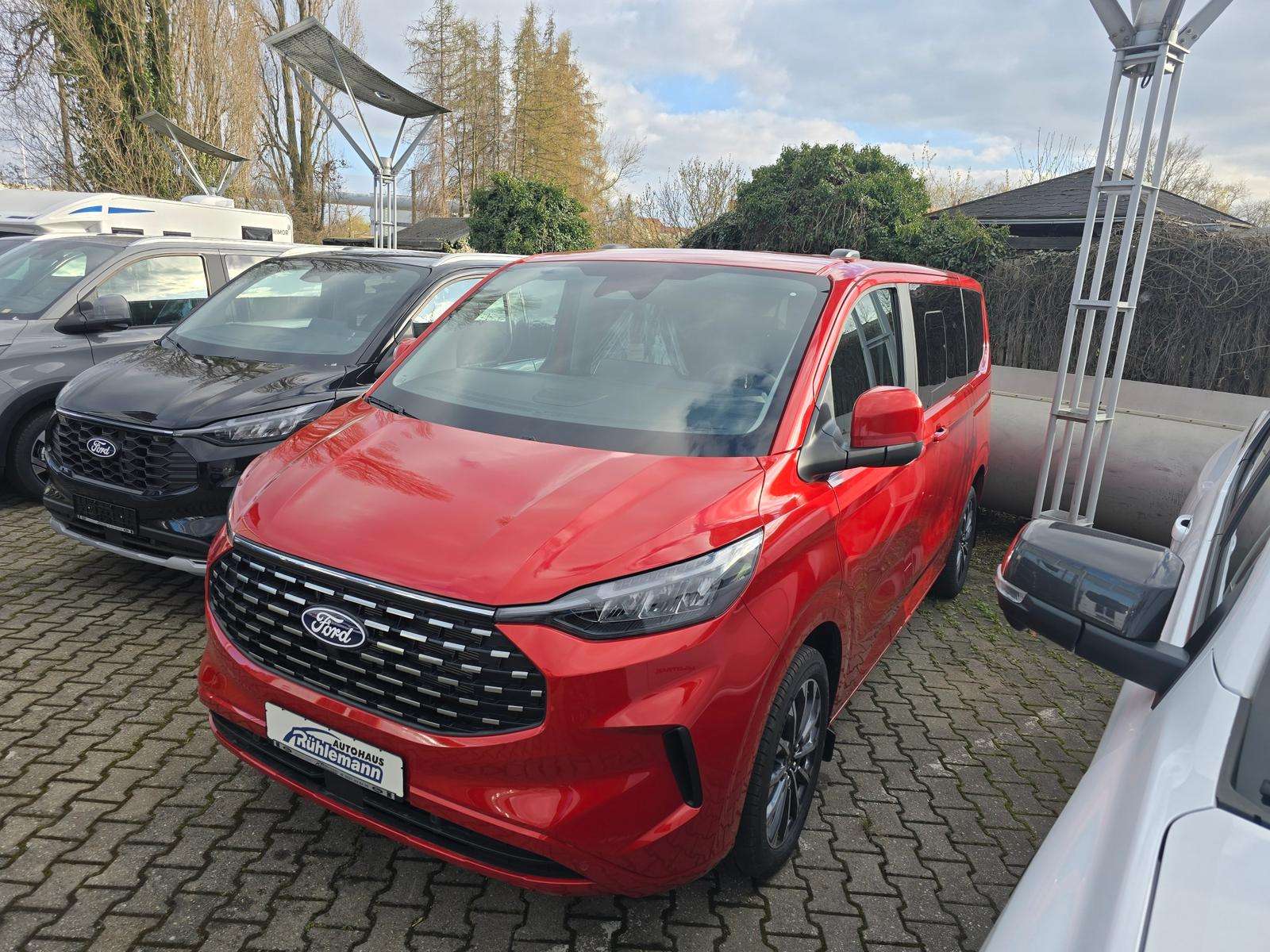 Fahrzeugbild eines Ford Tourneo Custom