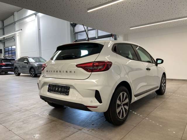 Fahrzeugbild eines Mitsubishi Colt