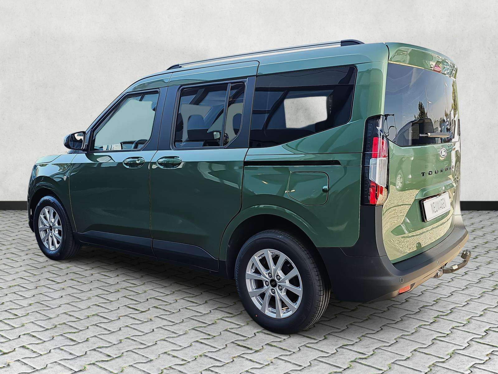 Fahrzeugbild eines Ford Tourneo Courier