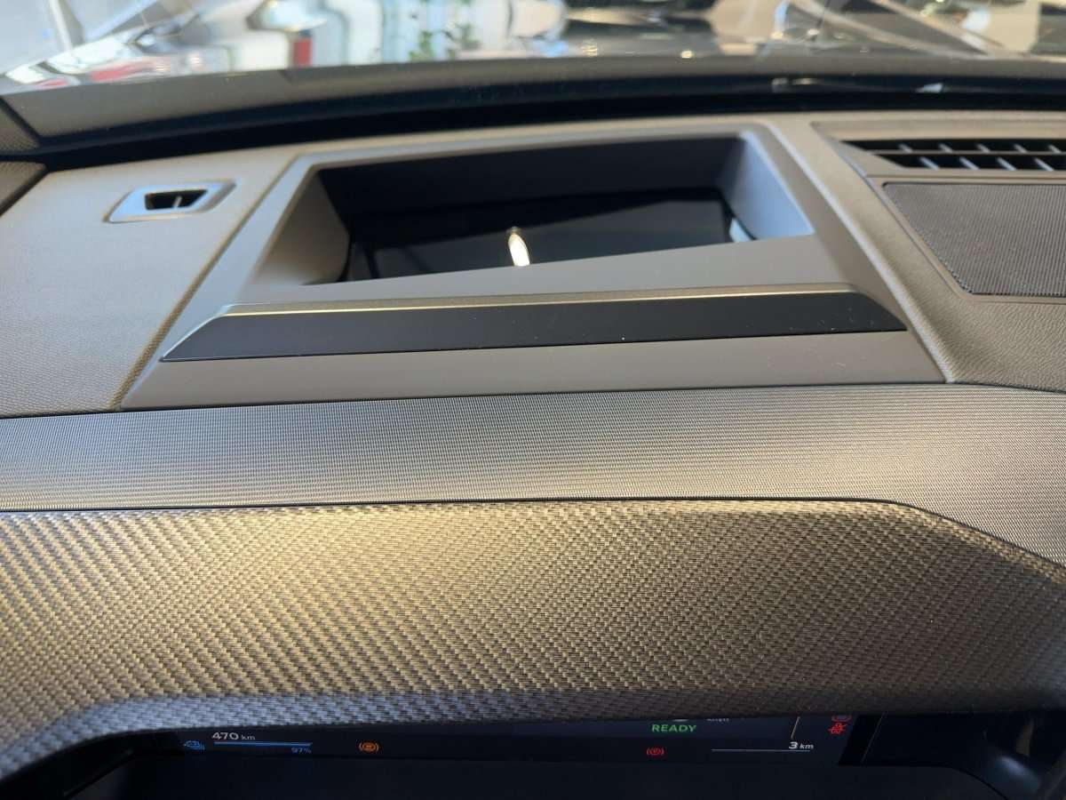 Fahrzeugbild eines Opel Grandland X