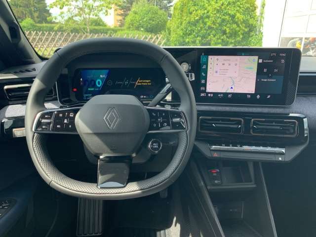 Fahrzeugbild eines Renault 4 E-TECH