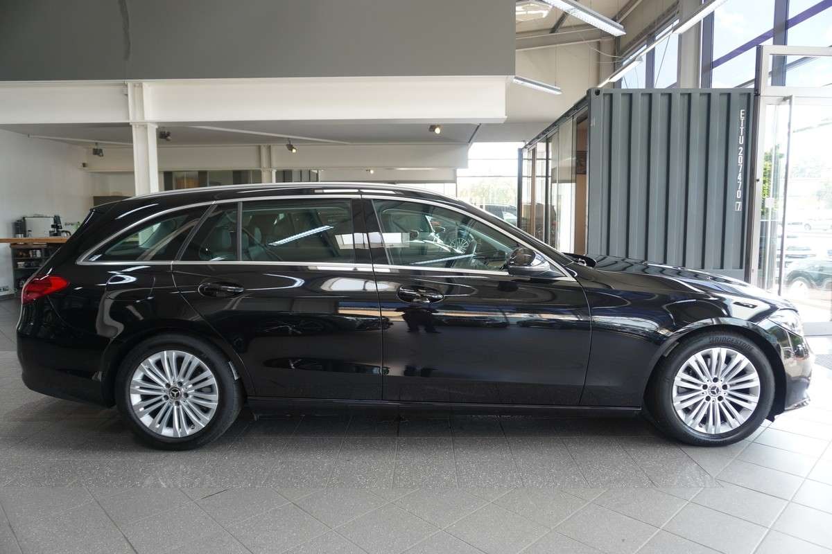 Fahrzeugbild eines Mercedes-Benz C-Klasse